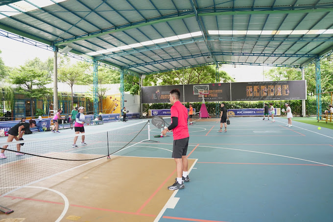 Sân USC Pickleball với 3 cụm mái che